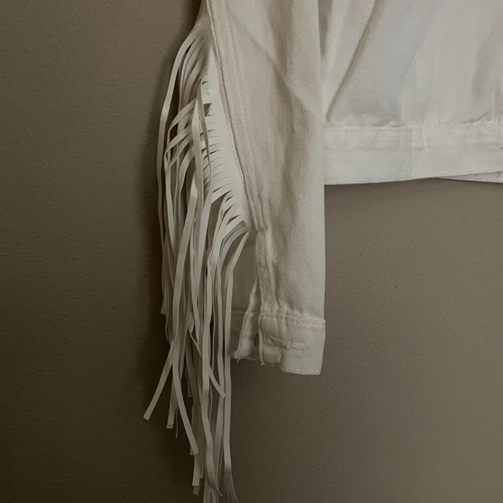 Jolene, Cropped, Fringe Denim Jacket, NWOT. - Picture 8 of 9